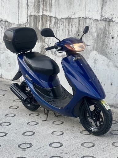 大人気セール‼️安心のバッテリー新品✨️前後タイヤ新品✨️嬉しいオイル満タン補充済みお得なリアBOX付き2サイクルでメンテナンスが楽パワフルで速い人気のブルーライブディオ✴