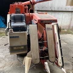 クボタ コンバイン 18馬力 お取引中です。