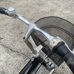 ママチャリ27インチ ブリヂストン Albert 定価10万円 オートライト/変速機/鍵/カゴ付