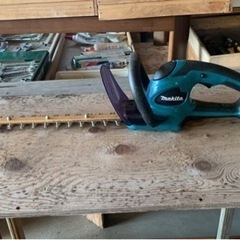 完了 マキタ充電式③バリカン(中古品)