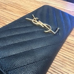 イヴ・サンローラン　長財布