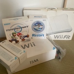 【ネット決済】(取引決定)Wii 本体+ソフト3本他充実セット