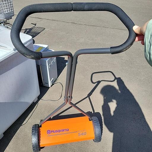 新品！！草刈り機