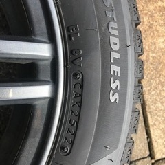 スタッドレスタイヤ＋アルミホイール