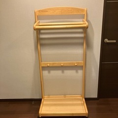 木製ハンガーラック　白木　綺麗