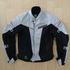 【値下げしました】バイク用プロテクター付きのジャケットです。