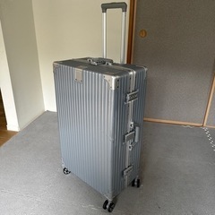 スーツケース　キャリーケース　売ります。