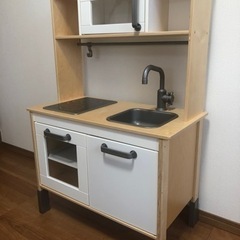 IKEA おままごとキッチン　(調理器具•食器付)
