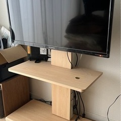 【美品】テレビスタンド付き　32型液晶テレビ