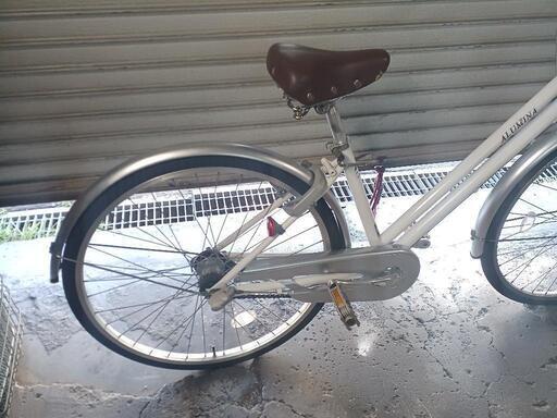 自転車中古 ALUMINA 内装3段変速 オートライト ステンレスカゴ 鍵付き