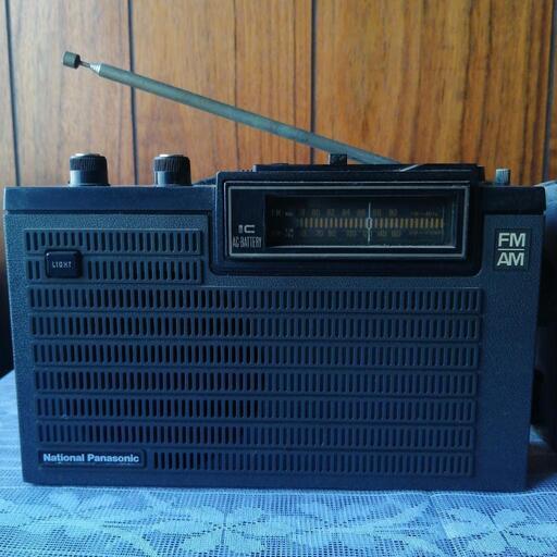 ナショナル パナソニック 小型ラジオ　RF-5281974年製