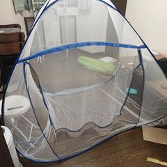 テント型の蚊帳