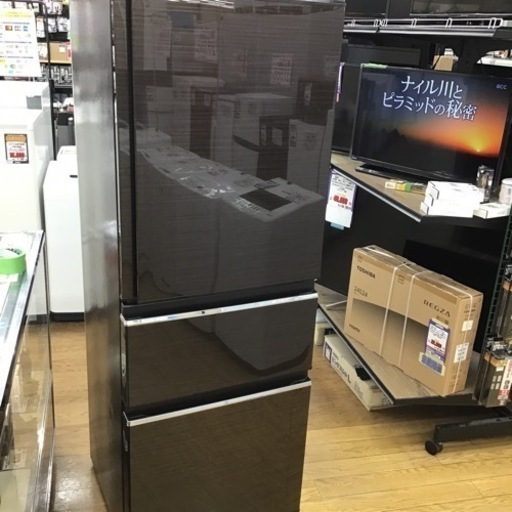 #J-18【ご来店頂ける方限定】MITUBISHIの3ドア冷凍冷蔵庫です
