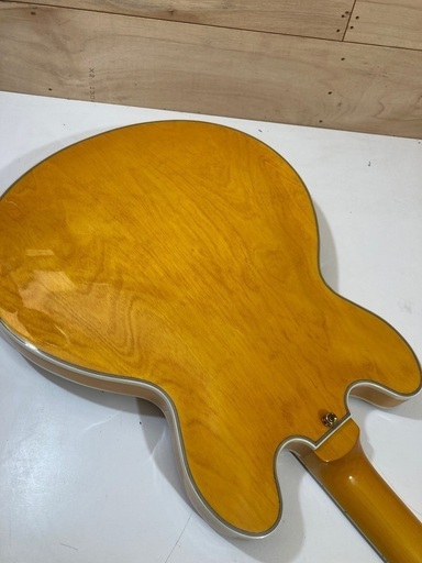 ギター】イエロー セミアコ