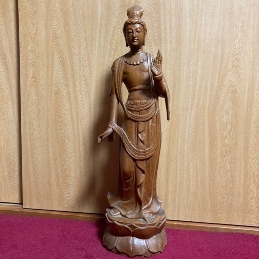 【引取先決定】木製　木彫り　観音菩薩像　仏像　置き物