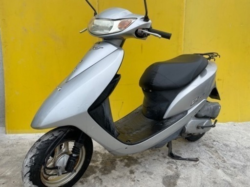 バッテリー新品❗️セル始動⭐️DIO ホンダ 4stモデル⭐️タイヤ前後バリ山❗️原付　スクーター