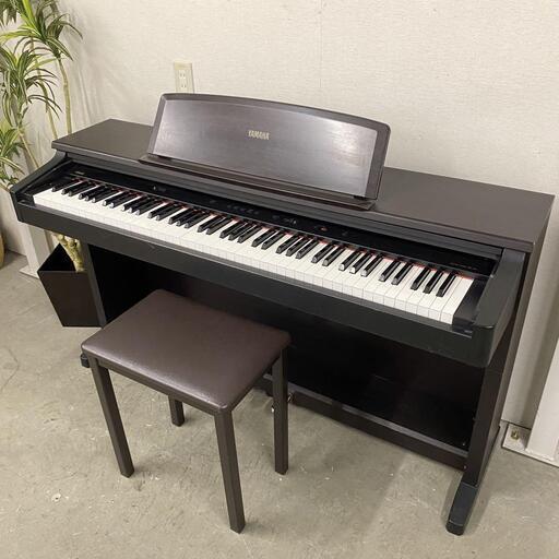 HW 13958  YAMAHA 電子ピアノ　椅子あり   ◆大阪市内・東大阪市他 5,000円以上ご購入で無料配達いたします！◆ ※京都・高槻・枚方方面◆神戸・西宮・尼崎方面◆奈良方面、大阪南部方面　それぞれ条件付き無料配送あり！