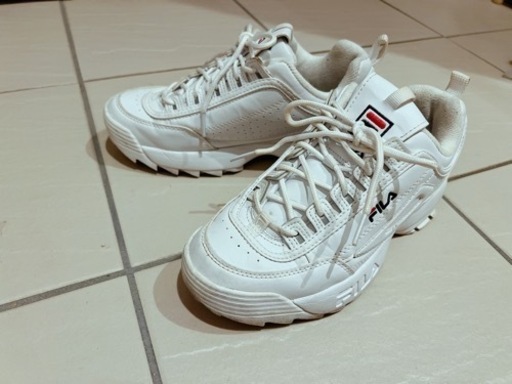 FILA フィラ 靴 スニーカー 厚底 24.0