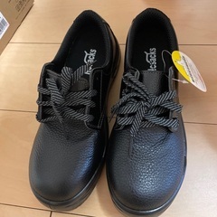 新品未使用品！ノサックスの黒の安全靴