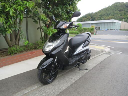 ヤマハ　シグナスX125　2型(国内モデル）実働中古美車　外装新品交換済み　バッテリーフル充電済　オイル交換済み　ナンバー登録書類あり