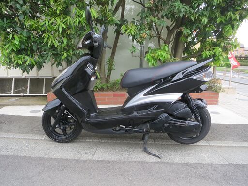 ヤマハ　シグナスX125　2型(国内モデル）実働中古美車　外装新品交換済み　バッテリーフル充電済　オイル交換済み　ナンバー登録書類あり ヤマハ シグナスX125 2型(国内モデル）実働中古美車 外装新品交換済み