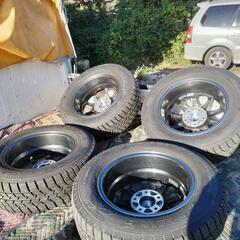 [お取引中]ロクサーニ アルミホイール＋グットイヤーアイスナビ6スタッドレスタイヤ 4本セット