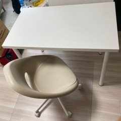 【無料】IKEA デスク(テーブル)、椅子