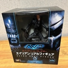 7️⃣AVP エイリアン リアル フィギュア