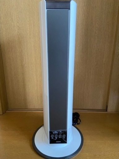 【お値下げ】KOIZUMI 超音波加湿器　アロマ対応　抗菌　ホワイト　タワー型