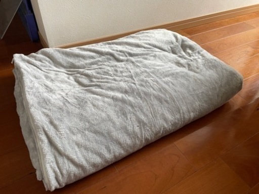 ニトリ 重い毛布 5.5kg (らぷたろ) 佐渡の寝具《毛布、ブランケット