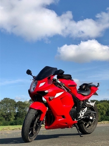 ヒョースン GT250R 中古 現状渡し 【250】 バイク 250cc