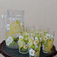 レモンと花のピッチャー１個とグラス6個セット