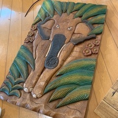 【無料0円】アジア象の木彫り絵