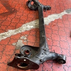 プリウスα ワンオフ加工アクスル