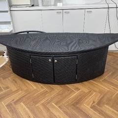 寝ながら受けるよもぎ蒸し？！専用のベッドに寝てハーブスチームを 