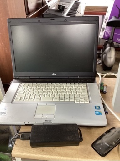ノートパソコン LIFEBOOK