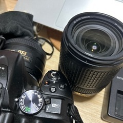 ニコンD5300 レンズ付き一眼レフカメラ(問い合わせ時間順で連絡中)