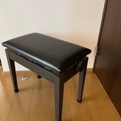電子ピアノの椅子