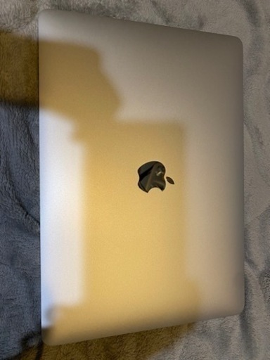 MacBookAir2020（10/9まで5000円引きします。）