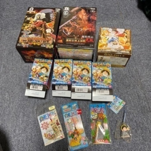 ワンピース　フィギュア他　まとめ売り