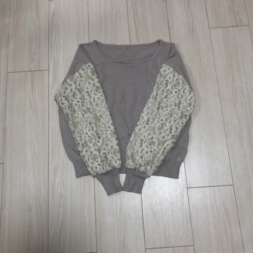 美品】長袖ベージュLサイズ (na 断捨離中) 黒笹のカットソー