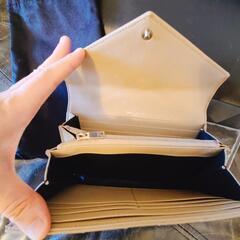 《美品》Yves Saint Laurent イヴサンローラン 財布