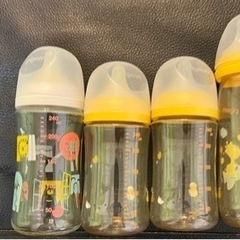 取引中　赤ちゃん　Pigeon 母乳瓶　4つ