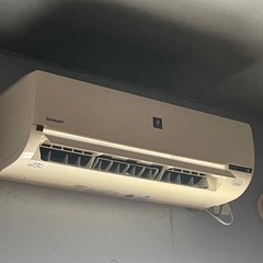 【取引調整中】SHARP エアコン　8畳用　※17日夕方、18日午前中に取りに来てくださる方限定です。 取引調整中】SHARP エアコン 8畳用 ※17日夕方、18日午前中