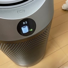 【✨超美品❗️空気清浄機❗️タワーファン❗️高年式❗️微細なPM0.1も99.95%キャッチ❗️✨】定価¥68,200 Dyson 空気清浄機機能付タワーファン TP07 2021年製 