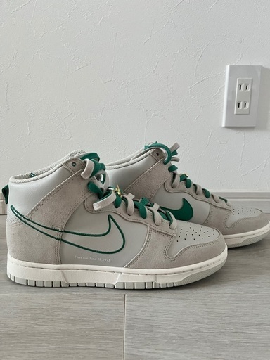 NIKE  DUNK ハイカット