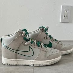 NIKE  DUNK ハイカット