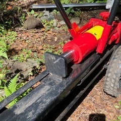 「受け渡し予定者決定」手動式油圧薪割機 受け渡し予定者決定」手動式油圧薪割機