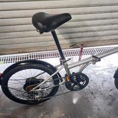 自転車　中古　折りたたみ自転車　SMT KORAT　外装段変速　オートライト　カゴ付き　タイヤ20インチ 自転車 中古 折りたたみ自転車 SMT KORAT 外装段変速 オートライト