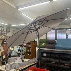 未使用品　10フィート LEDライト付 マーケットアンブレラ Storm Smoke (グレー)